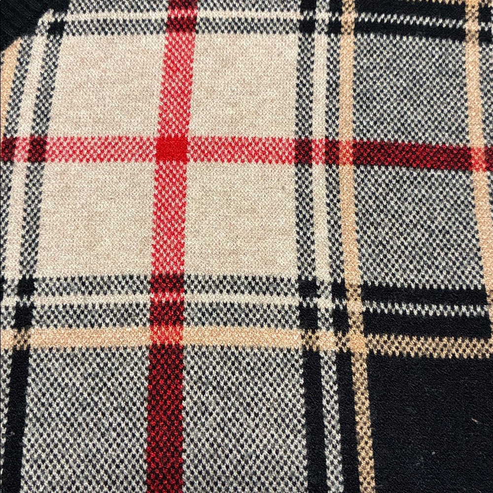 Tahari Women's V-Neck Plaid Sweater - 1X - Picture 8 of 8